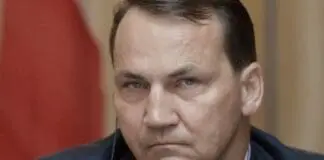 Radosław Sikorski, polski polityk, podczas wypowiedzi publicznej