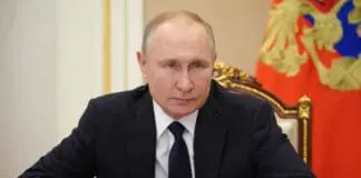 Władimir Putin, prezydent Rosji, podczas oficjalnego wystąpienia publicznego