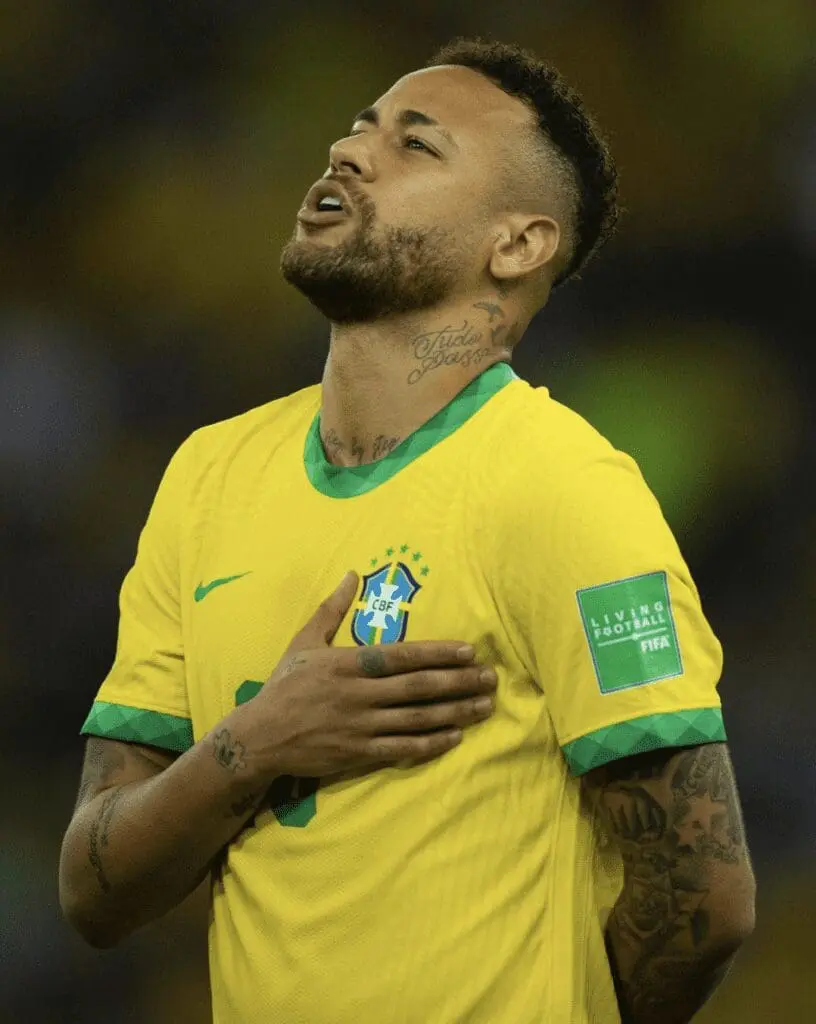 Neymar trafi do więzienia?! Grozi mu aż 5 lat pozbawienia wolności Neymar trafi do więzienia? Kolejny fragment doniesień o sprawie Neymara
