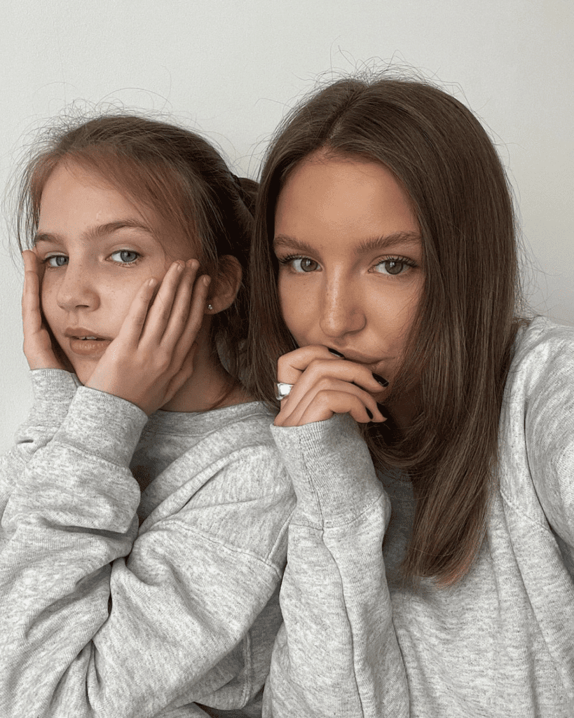 Cornelsy z siostrą Eleną – rodzina influencerki