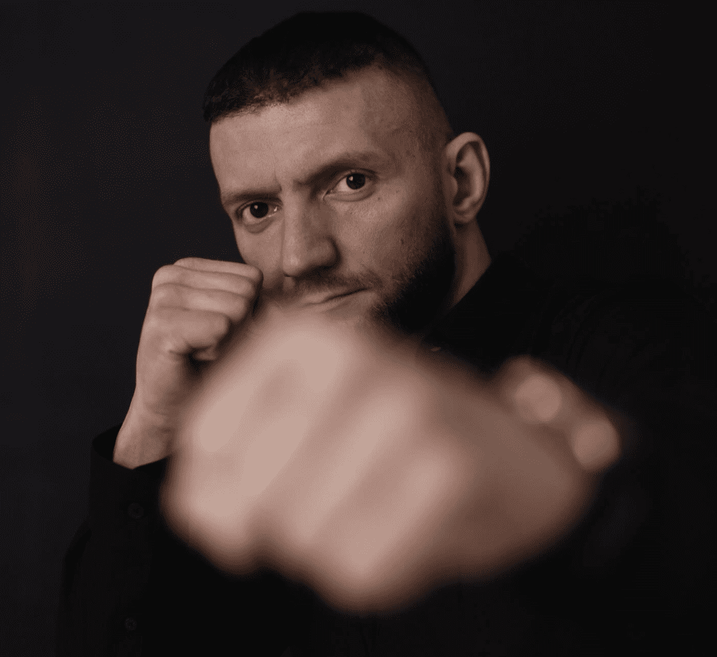 Krystian Wilczak rekord MMA 5-4 – bilans walk Kryszy w 2026 roku