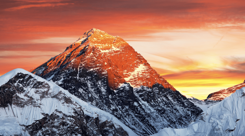 Ile osób weszło na Mount Everest? Wszystko, co warto wiedzieć Ile osób weszło na Mount Everest Rekordy zdobywania Mount Everestu