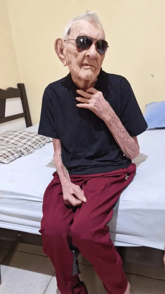 Ile lat ma najstarszy człowiek świata, który jeszcze żyje? Ile lat ma najstarszy człowiek świata Ile lat ma najstarszy człowiek świata