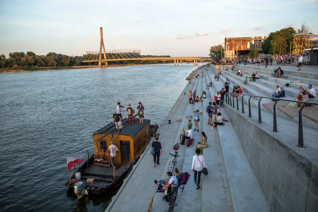 Schodki nad Wisłą Warszawa