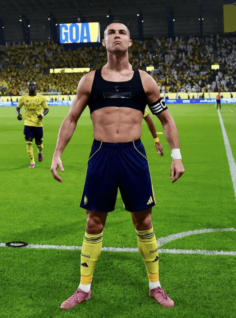 Ile zarabia Cristiano Ronaldo? Zarobki, kontrakt Al-Nassr i majątek CR7 (2026) ile zarabia cristiano ronaldo Cristiano Ronaldo sponsoring Nike CR7
