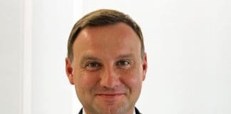 Andrzej Duda, prezydent Polski, podczas oficjalnego wystąpienia