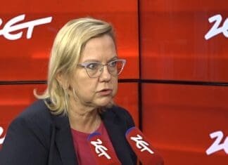 Minister Moskwa ostrzega Polaków. ,,Zalecamy, żeby wstrzymać się”