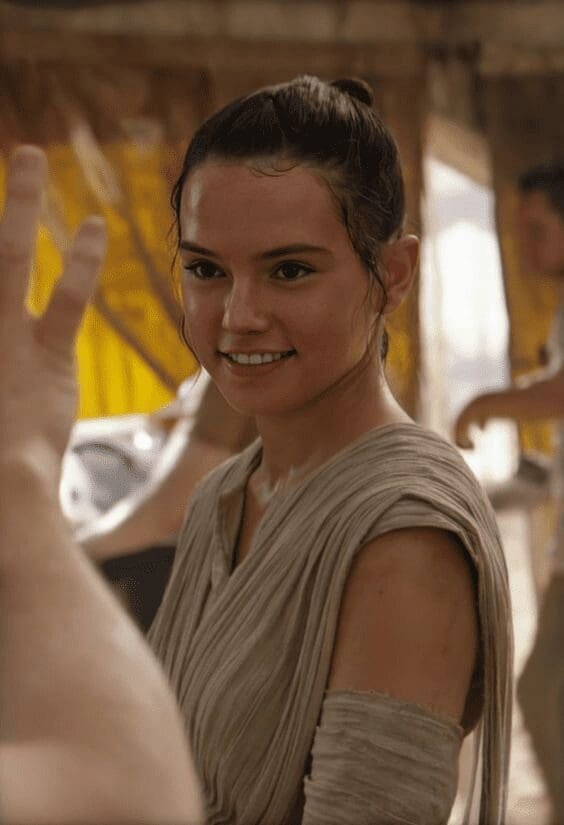 Daisy Ridley: Wiek, Wzrost, Kariera - Kim Jest Daisy Ridley? Daisy Ridley, aktorka o dynamicznie rozwijającej się karierze