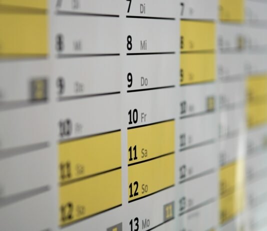 Ile godzin ma rok? kalendarz