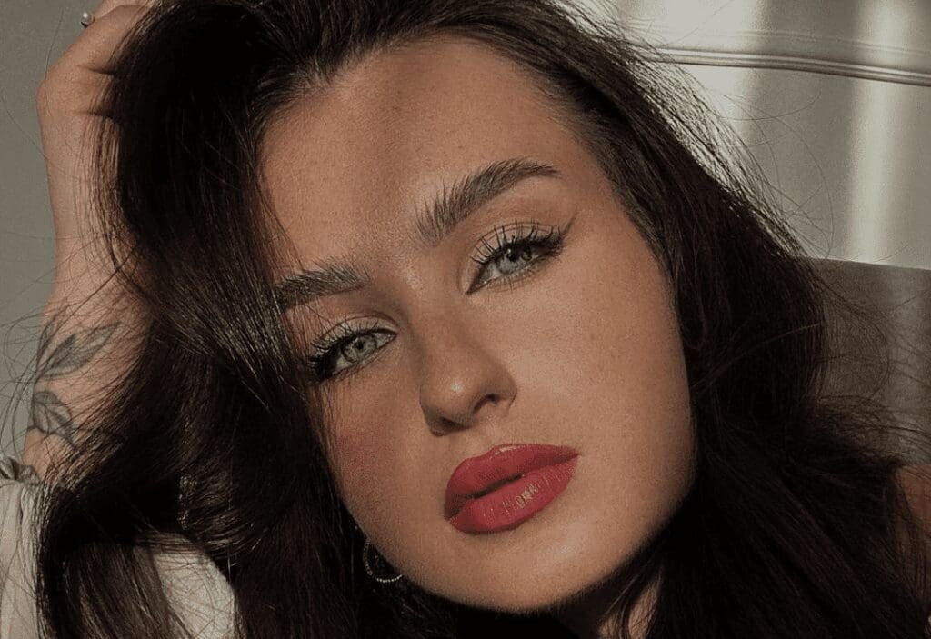 Aleksandra Żelazowska – wiek (25 lat), wzrost, waga i kariera influencerki