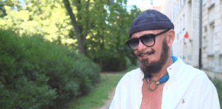 Tomasz Jacyków podczas rozmowy o wakacyjnych upałach