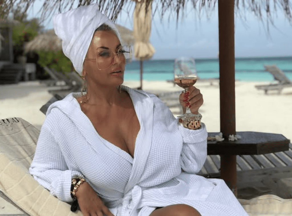 Dagmara Kaźmierska na plaży