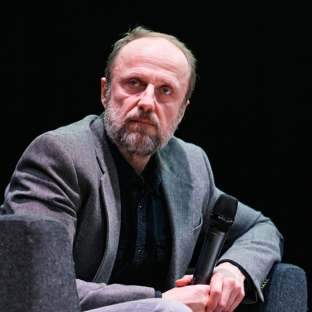 Łukasz Simlat – wiek, życie prywatne, kariera aktorska