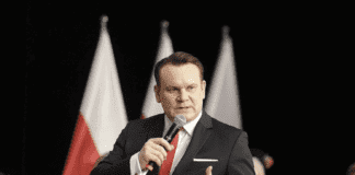 Dominik Tarczyński – wiek (47 lat), żona, dzieci i kariera