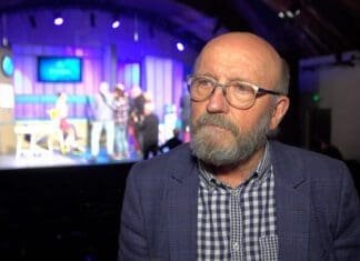 Artur Barciś: Od sztucznej inteligencji dowiedziałem się, że zmarłem na scenie. Dla niej jestem kompletnie nikim