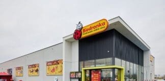 Biedronka szuka pracowników. Tyle można zarobić