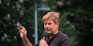 Jak prezentować dane w sposób ciekawy i angażujący?