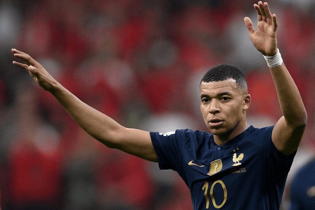 Mbappe zarobki. Ile zarabia gwiazda futbolu? Mbappe zarobki freemalaysiatoday.com