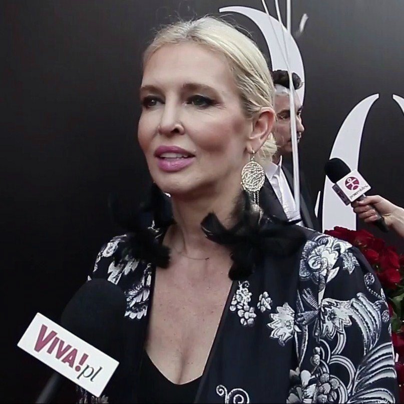 Bogna Sworowska, polska modelka i ikona Mody Polskiej, na imprezie magazynu Viva! w 2017 roku