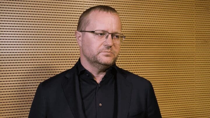 UE dąży do większej samodzielności w dostępie do surowców krytycznych. Częściowo pozyska je z recyklingu baterii