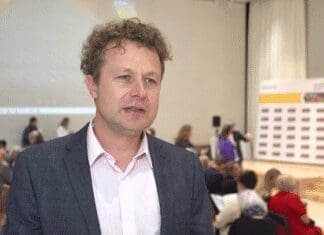 Maciej Pertkiewicz: Smartfony i komputery są bardzo dużą konkurencją dla książek. Bez odpowiedniej zachęty czy delikatnego przymusu dziecko samo nie sięgnie po lekturę