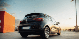 Myślisz o zakupie używanego Renault? Najpierw to przeczytaj
