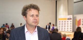 Maciej Pertkiewicz i Katarzyna Dowbor na planie programu telewizyjnego