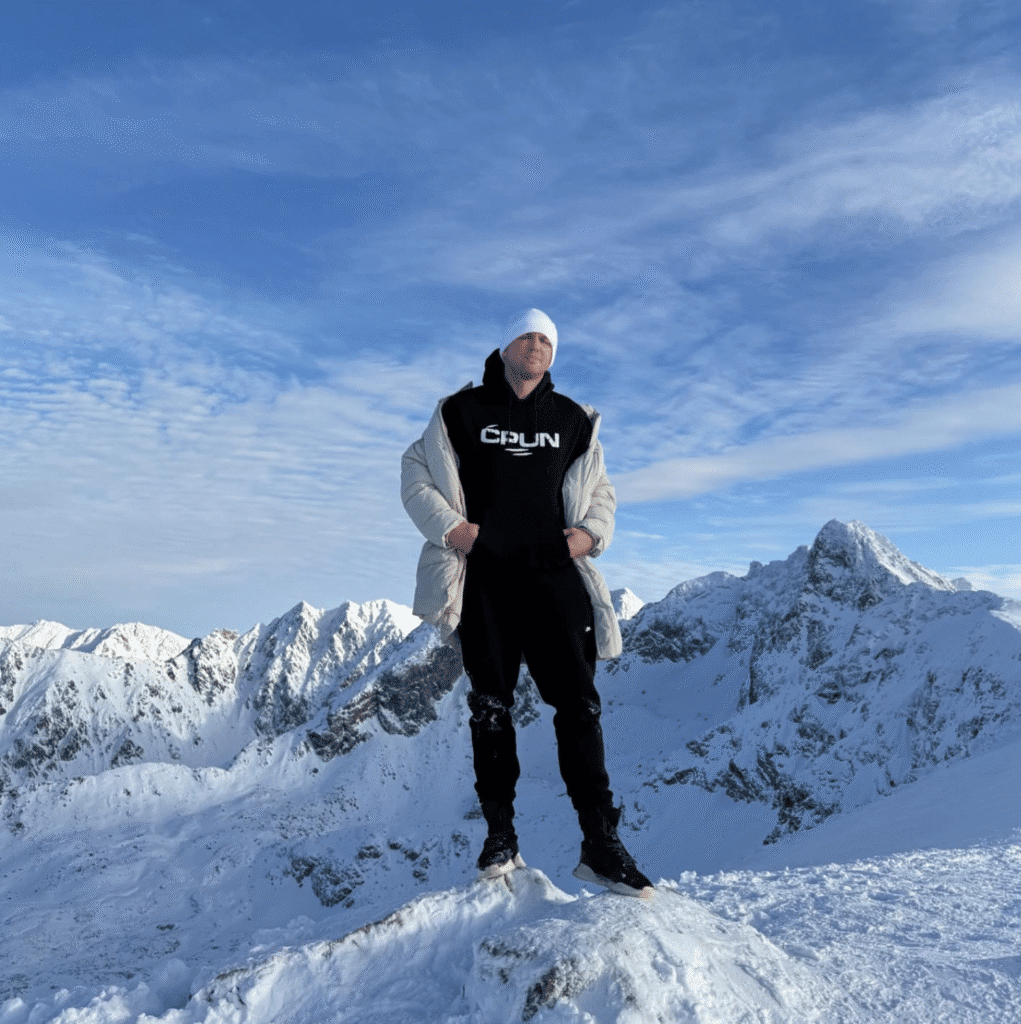Robert Pasut wiek – ile lat ma twórca Abstrachuje i zawodnik Fame MMA? Robert Pasut wiek Robert Pasut wiek