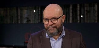 Szymon Bobrowski, aktor, wspominający serial „Magda M.”
