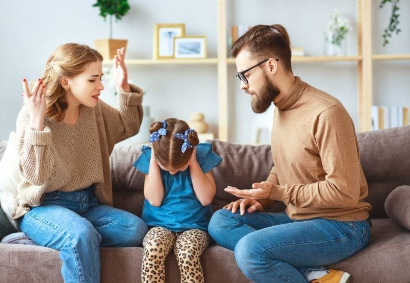 Jak wygląda rozwód, gdy są dzieci? O tym pamiętaj! rozwód rozwód