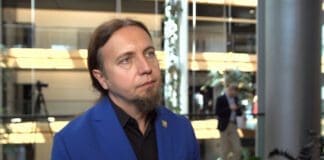 Łukasz Kohut, eurodeputowany, o języku śląskim