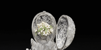 Rzadkie jajo Fabergé z 1913 roku trafi na aukcję w Londynie za ponad 20 milionów funtów