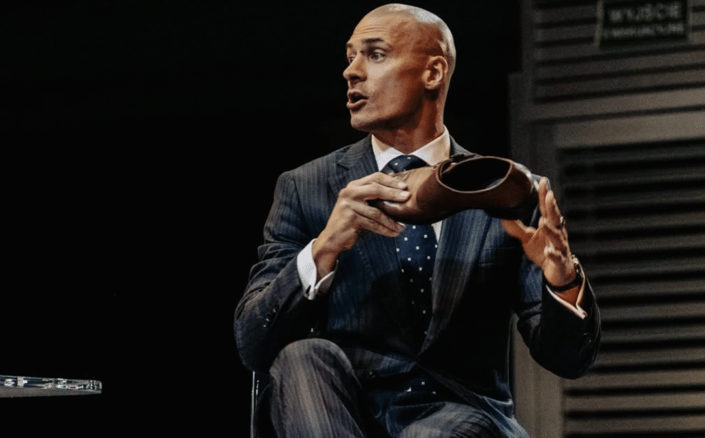 Mateusz Damięcki – aktor z tradycjami, który wciąż zaskakuje. Wiek, kariera i życie prywatne Mateusz Damięcki Mateusz Damięcki