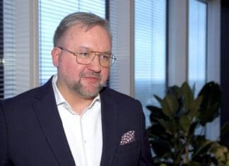 Cyfrowe portfele zyskują na popularności. Polacy chętnie płacą zbliżeniowo smartfonem czy zegarkiem