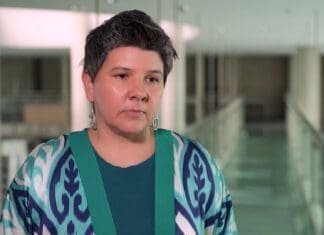 W polskich szkołach uczy się coraz więcej dzieci-cudzoziemców. Spora część starszych uczniów nie kontynuuje edukacji