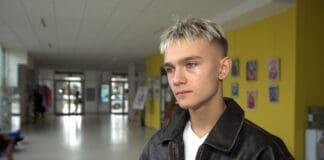 Bartek „Wasyl” Wasilewski, muzyk, podczas nagrywania utworów