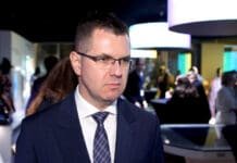 W UE powstaje 12 mln t odpadów tekstylnych rocznie. Artyści przez sztukę chcą promować drugi obieg w modzie