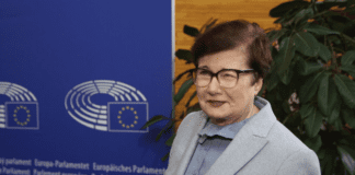 Hanna Gronkiewicz-Waltz, europosłanka, podczas pracy zawodowej