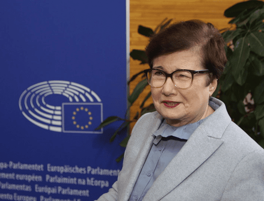 Hanna Gronkiewicz-Waltz: Nie wolno dyskryminować ze względu na wiek. Atutem nas starszych jest to, że mamy ogromne doświadczenie Godzinnik