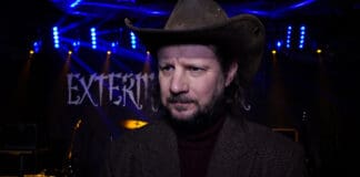 Wojciech Solarz, aktor, na scenie spektaklu „Eksterminator”