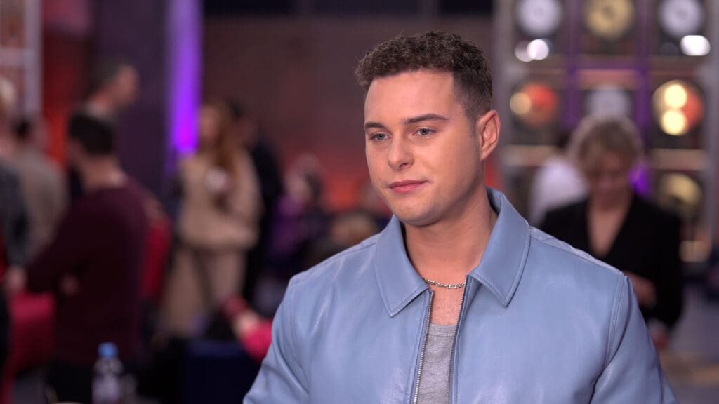 Adam Zdrójkowski: Do „Must Be the Music” przychodzi wielu artystów, którzy już mają jakieś doświadczenie w mediach czy na scenach. Dzięki telewizji mogą się najlepiej wypromować