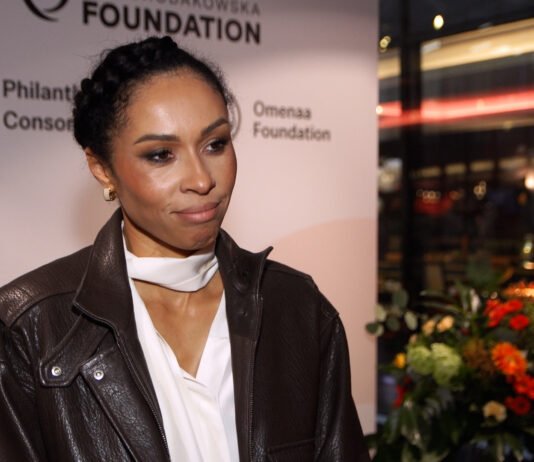 Omenaa Mensah: Chorobie otyłościowej trzeba zapobiegać już od najmłodszych lat. My w domu dajemy dzieciom dobry przykład Godzinnik