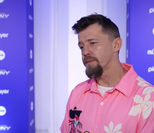 Bartosz Obuchowicz: Jestem wielkim fanem serialu z moich czasów dziecięcych – „Miami Vice”. Każdy odcinek nagrywałem na VHS-a i znam je na wyrywki Godzinnik