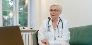 Czym jest vishing i jak rozpoznać fałszywy telefon od oszusta