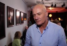 Piotr Zelt: Jako rowerzysta spotykam się z agresją ze strony kierowców samochodów. Ciężarówka z naczepą o mało nie zepchnęła mnie z drogi