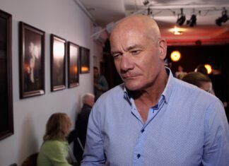 Piotr Zelt: Jako rowerzysta spotykam się z agresją ze strony kierowców samochodów. Ciężarówka z naczepą o mało nie zepchnęła mnie z drogi