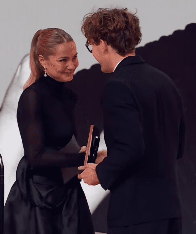 Mikołaj Bagiński (Bagi) – wiek, kariera, Dresscode i Taniec z Gwiazdami Mikołaj Bagiński wiek Mikołaj Bagiński (Bagi) na gali Viva! People Power 2025
