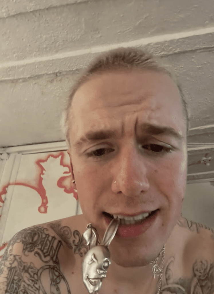 Maciej Sekulski (MIÜ) – wiek, kariera muzyczna i Dresscode
