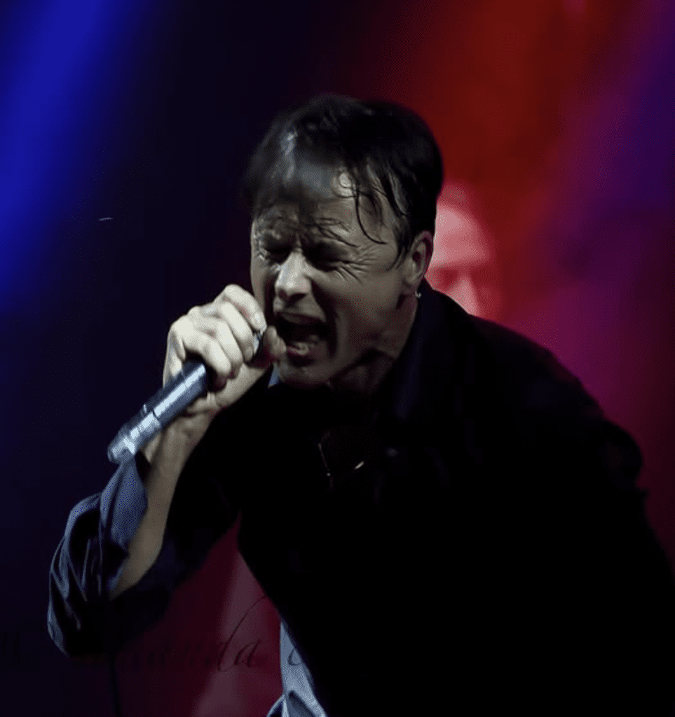Brett Anderson – wiek, kraj i znane piosenki lidera Suede