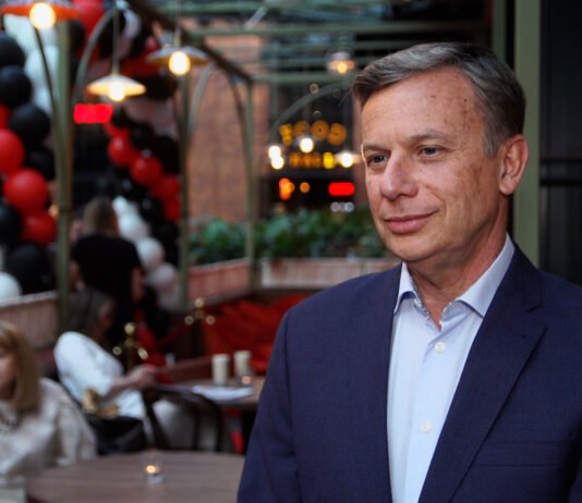 Restauratorzy działają w warunkach dużej niepewności. Polacy jednak nie rezygnują z jedzenia na mieście Godzinnik